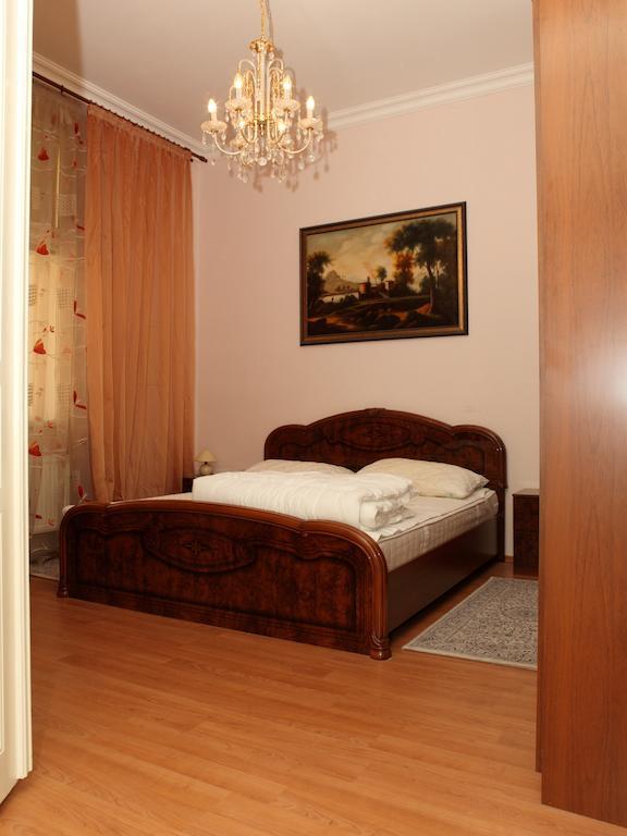 7K - Apartmany Lazenska Κάρλοβι Βάρι Εξωτερικό φωτογραφία