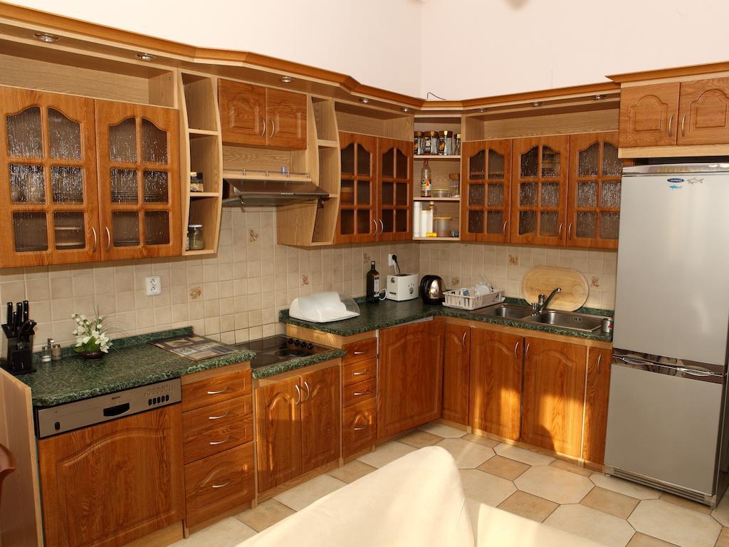 7K - Apartmany Lazenska Κάρλοβι Βάρι Δωμάτιο φωτογραφία